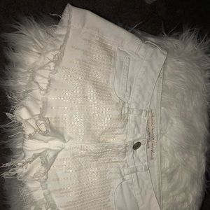 White American Eagle jean shorts